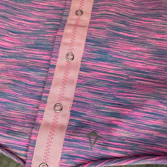 HOST PICK 🤩 Ivivva by Lululemon Wrap Multi Wear Shawl Scarf Pink Blue Space Dye - Picture 4 of 5